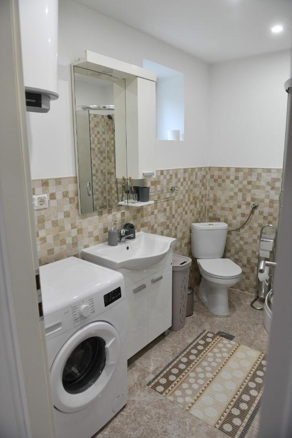 Apartman Lucia Dakovo Exterior photo